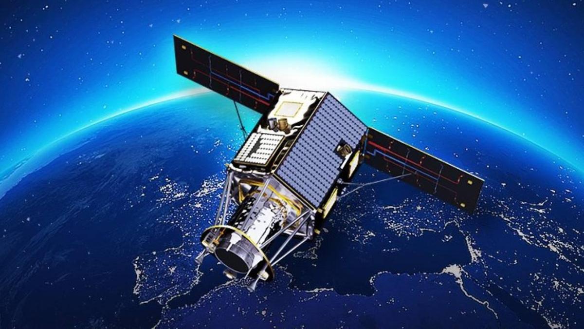 Trkiye'nin gzlem uydusu MECE uzaydaki birinci yln tamamlad