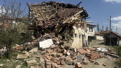 Yozgat'ta deprem sonrası 147 ev için hasar ihbarı yapıldı