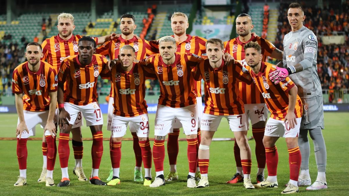 Galatasaray%E2%80%99da+Adana+Demirspor+ma%C3%A7%C4%B1na+%C3%B6zel+prim