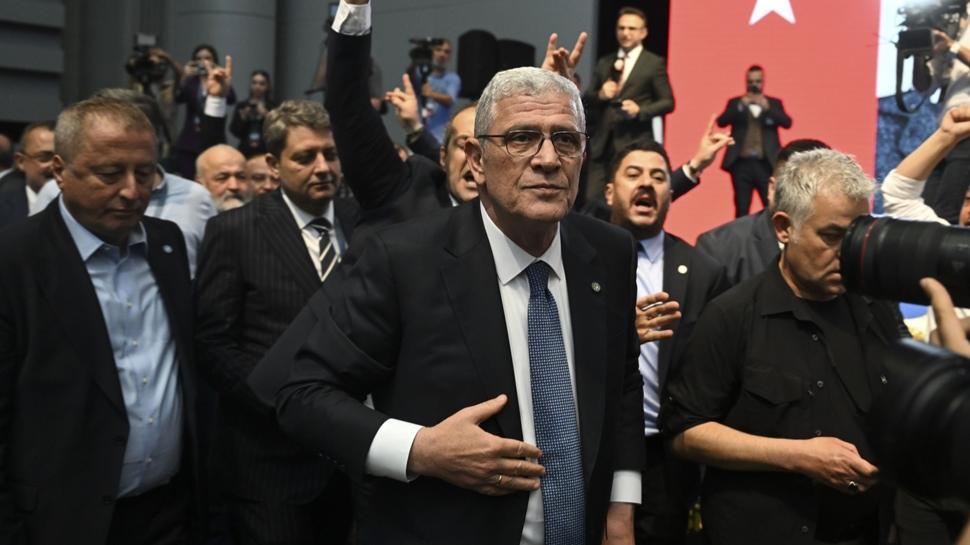 İYİ Parti'de yeni dönem: Genel Başkan Müsavat Dervişoğlu oldu