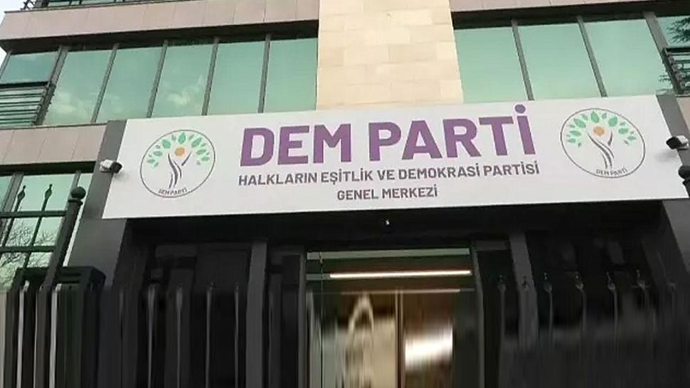 Belediye Başkanı DEM Parti'den istifa etti: Atatürk ve Başkan Erdoğan'a hakarete tepki gösterdi