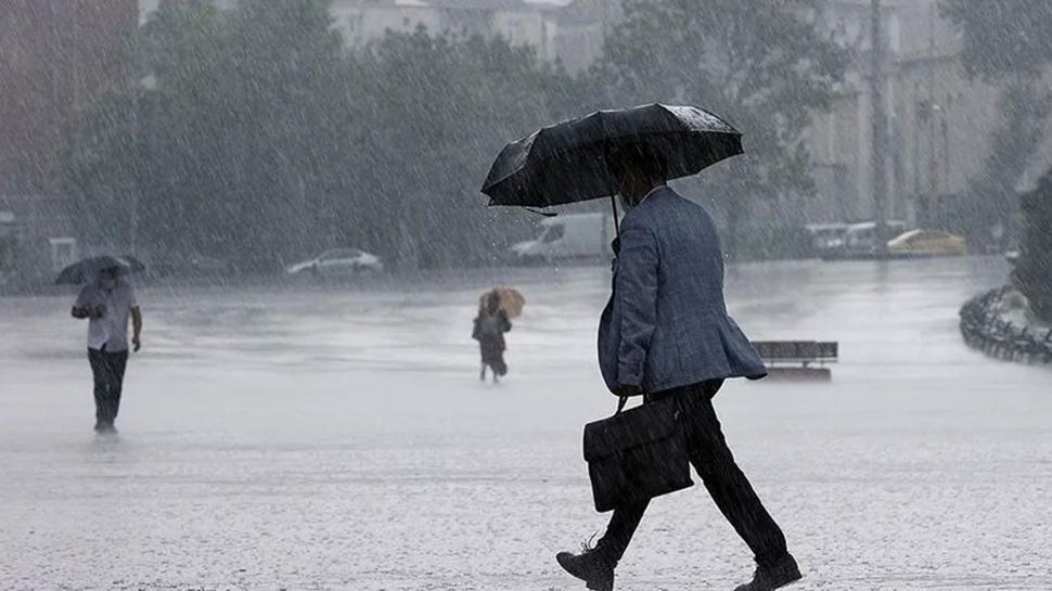 Sağanak yağış yurdu etkisi altına aldı! Meteoroloji'den 14 il için sarı kod uyarısı! İstanbul, Ankara ve İzmir'de son durum...