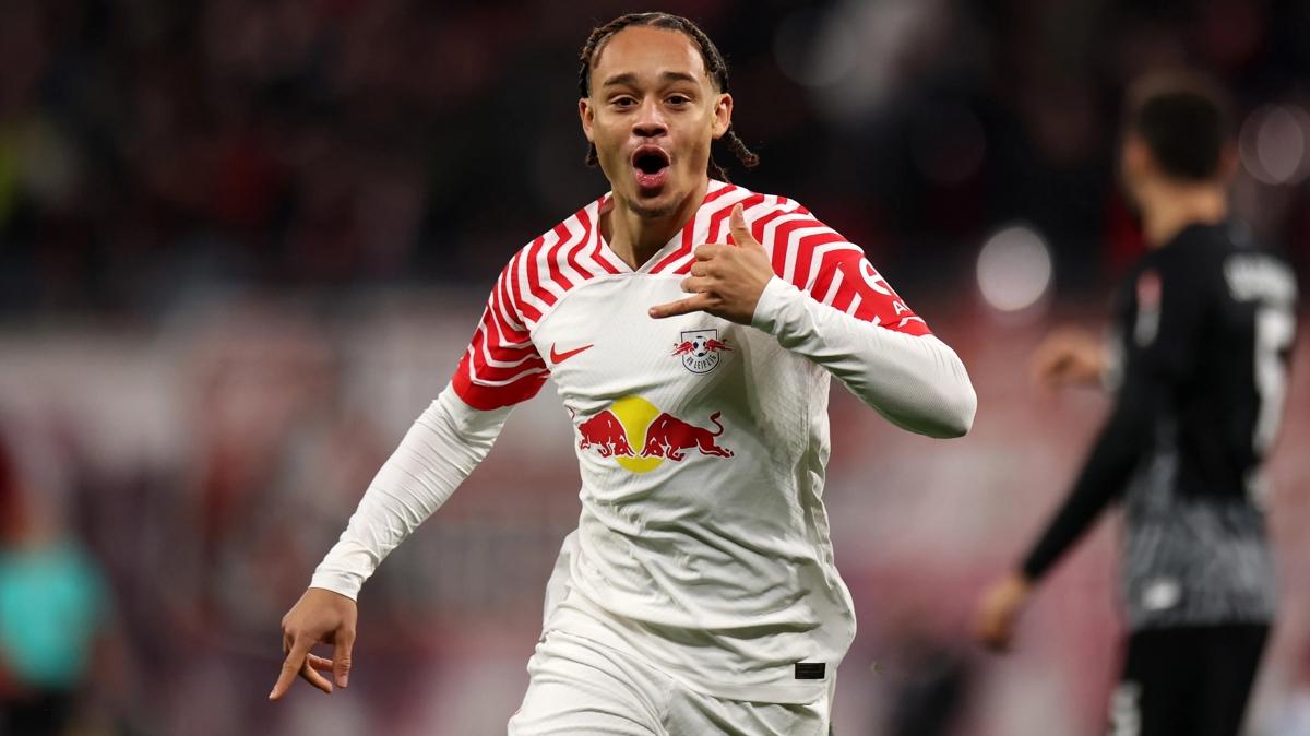 xavi simons barcelona transfer fotoraflar resimleri