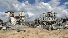 galci srail ordusu Gazze'de girdii evleri tuzaklyor