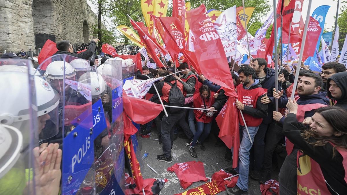 Sarahane'de polise saldran 29 pheli yakaland
