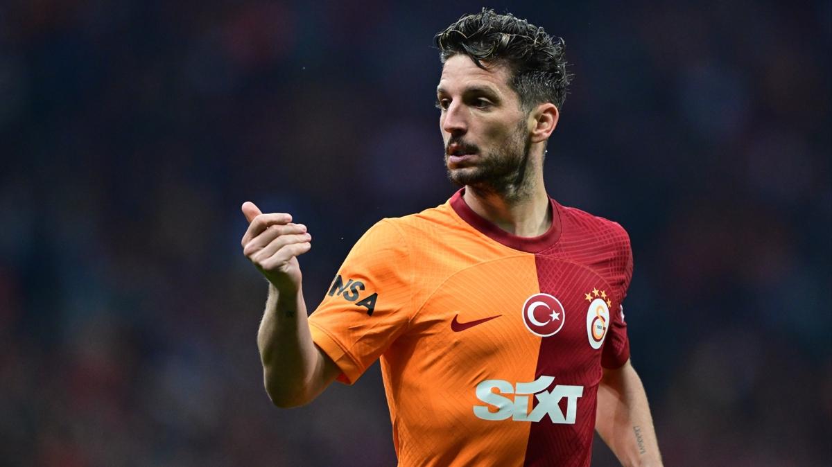 Dries Mertens'de maa krizi! Cimbom, Belikal yldzn ikna edemedi