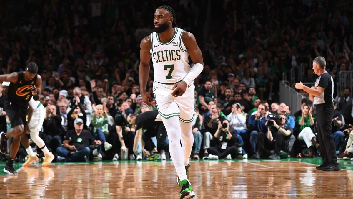 Boston+Celtics,+Cleveland+Cavaliers%E2%80%99i+devirdi%21;