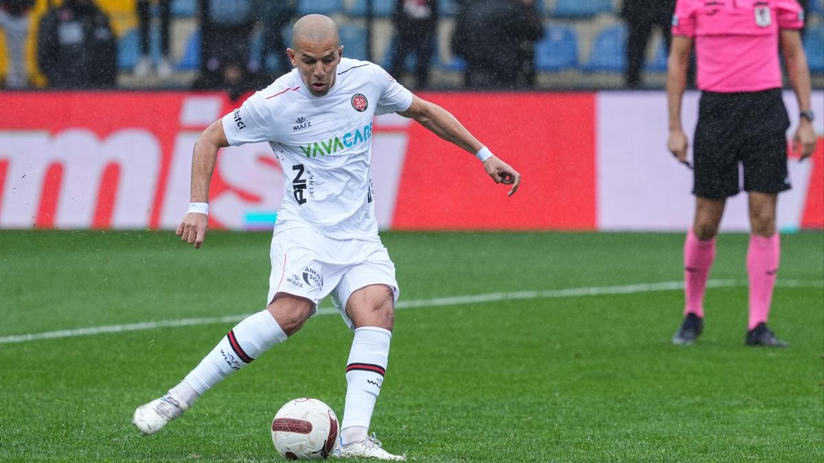 Tahkim'den Sofiane Feghouli karar! Cezas onand