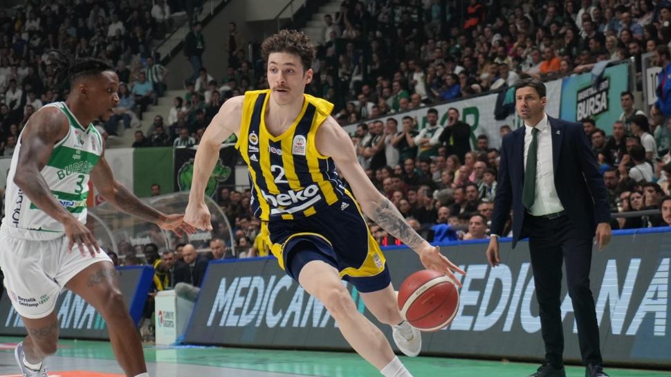 Fenerbahçe Beko, Bursa'ya şans tanımadı