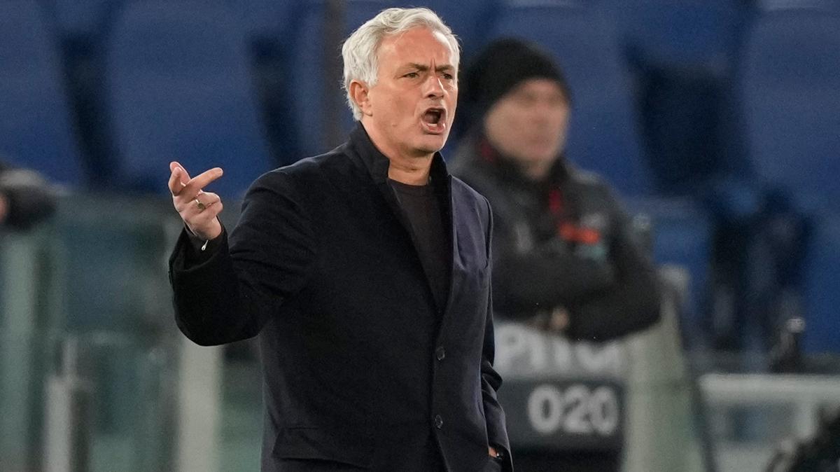 Aziz Yldrm eli bo gelmiyor! Jose Mourinho ile zel grme