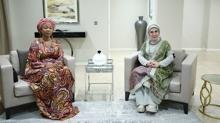 Emine Erdoan, Sierra Leone Cumhurbakan'nn ei Fatima Maada Bio ile grt