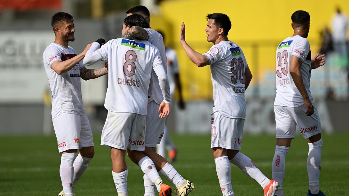 Sivasspor, stanbul'da 3 puan 3 golle ald