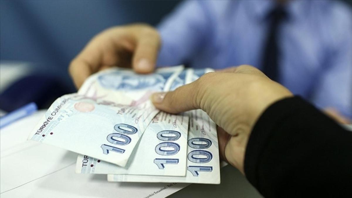 4,2 milyar liralk evde bakm yardm hesaplara yatrld