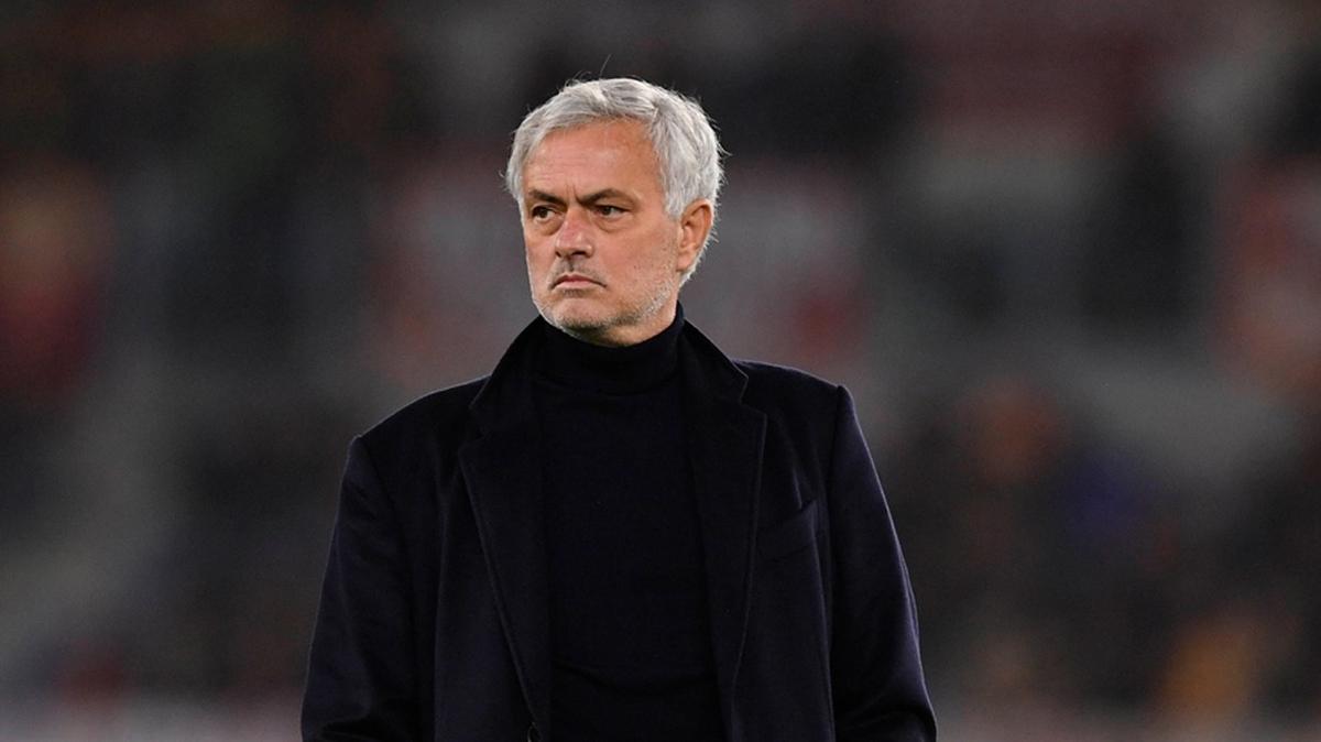 Sper Lig devlerine kt haber! Suudi ekibi Jose Mourinho iin devreye girdi