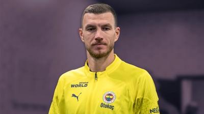 Gle Gle Edin Dzeko! Transferi resmen akladlar: Buraya kadarm...