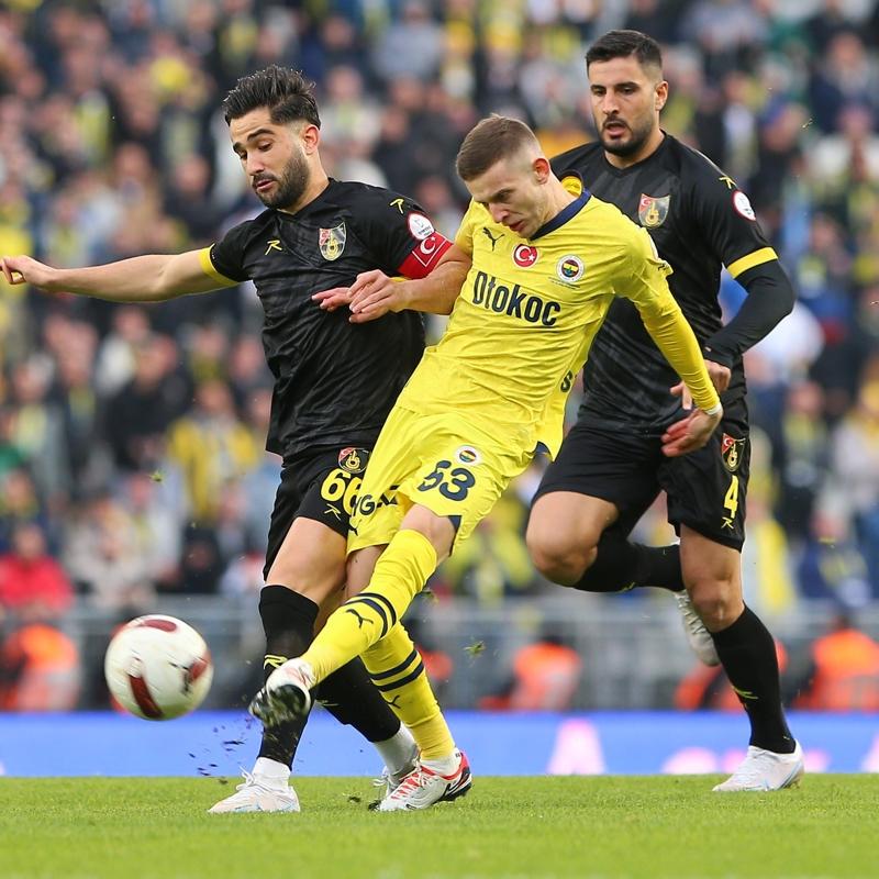 Fenerbahe ile stanbulspor 50. kez kar karya gelecek