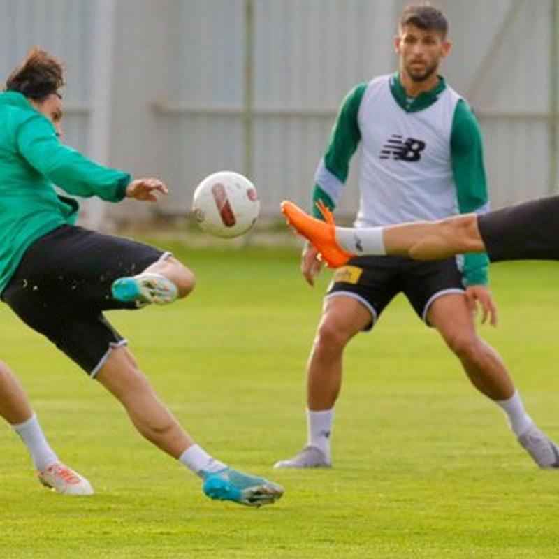 Konyaspor'da Galatasaray ma ncesi ynetim harekete geti