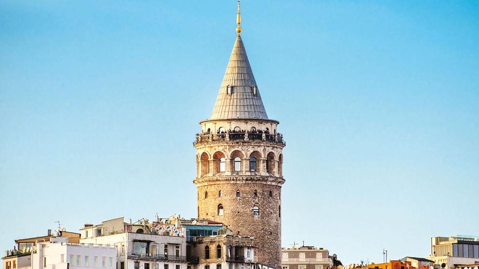 Galata Kulesi ziyaretilerine kavutu