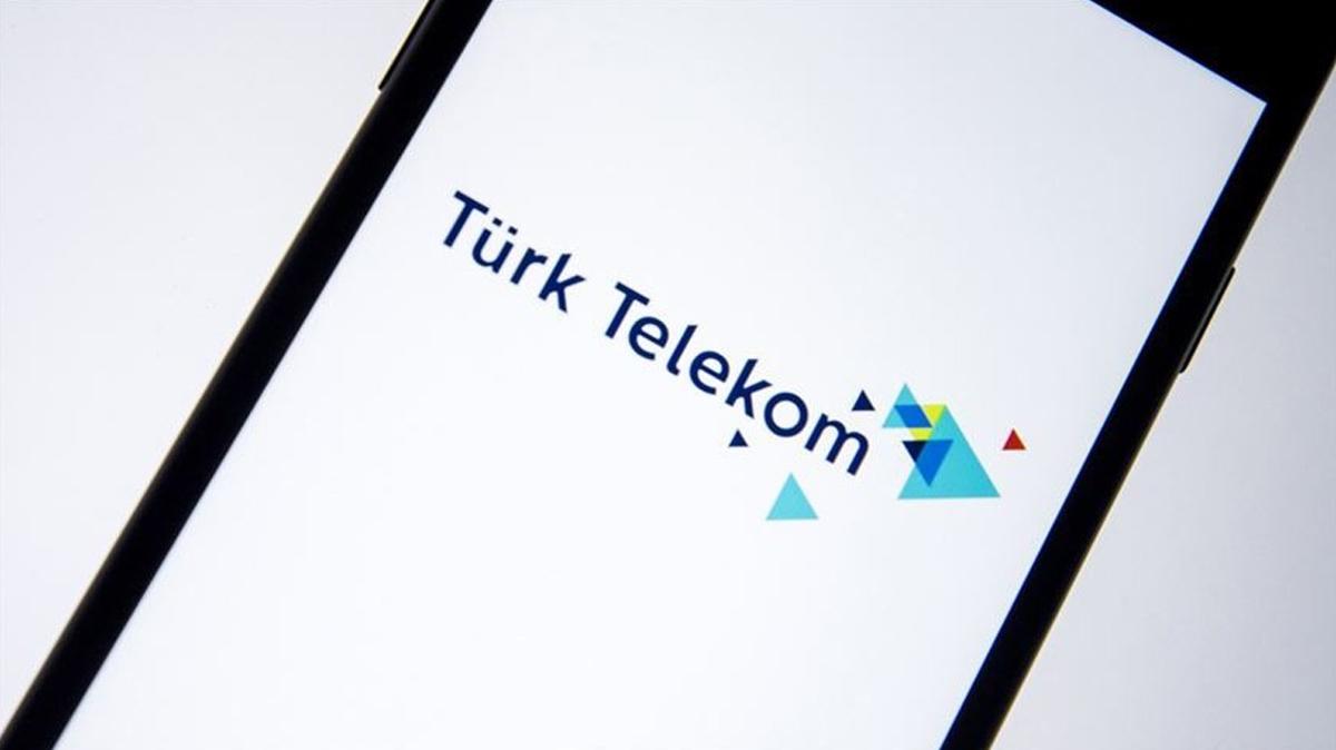 Trk Telekom'dan Trkiye'de bir ilk! Yeni nesil 800GE veri iletim teknolojisi ile 800 Gbps hz