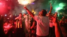 Bodrum FK taraftarlarndan cokulu kutlama