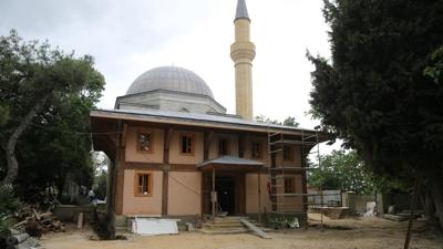 Edirne'de 500 yllk Osmanl yadigar cami iin kapal ta oca atrld
