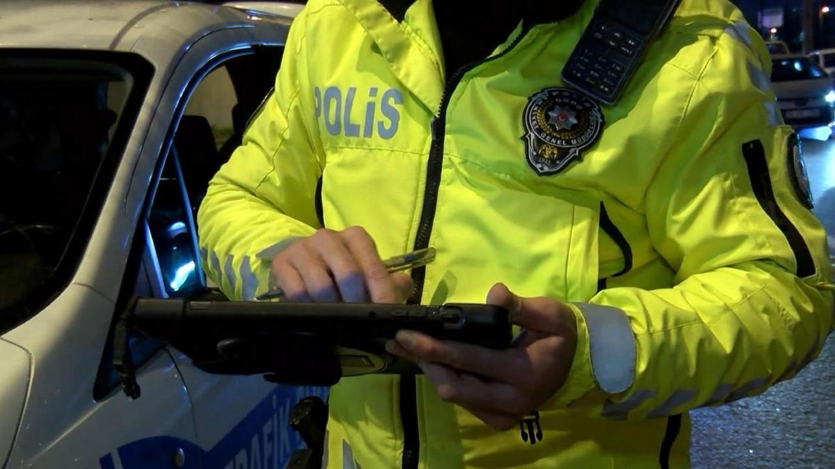 Ambulansa yol vermeyen srcye 20 bin 796 lira ceza