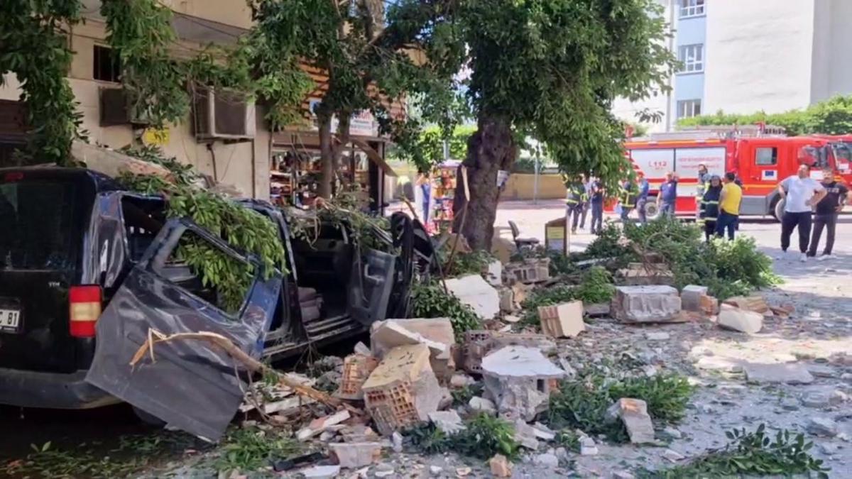 Hatay'da bir restoranda tp patlad