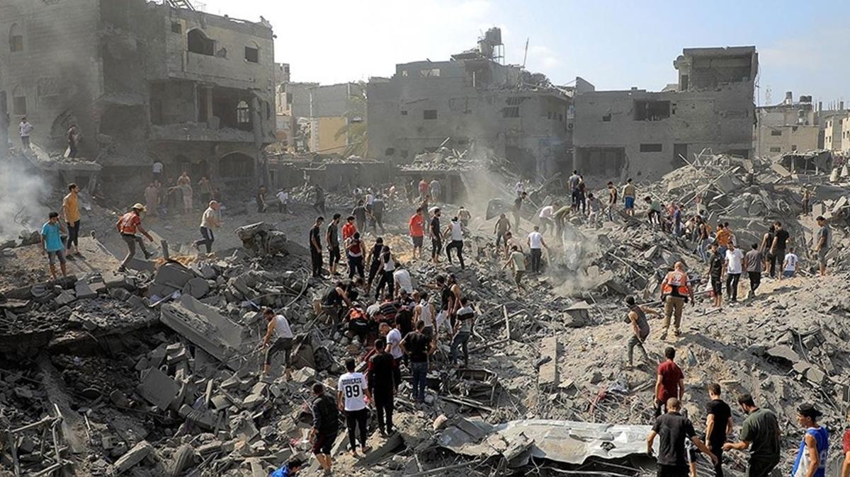 srail'in Gazze'deki kamplara saldrd: 11 kii hayatn kaybetti