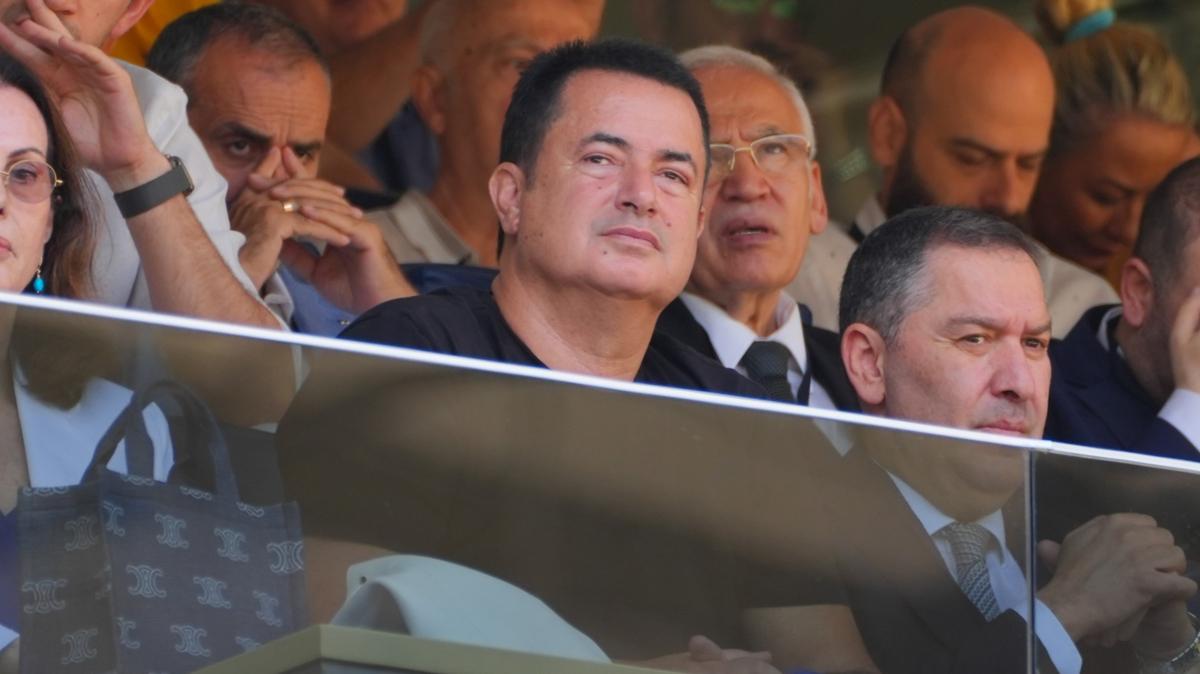 Acun Ilcal: Rakiplere korku salmak iin buradaym