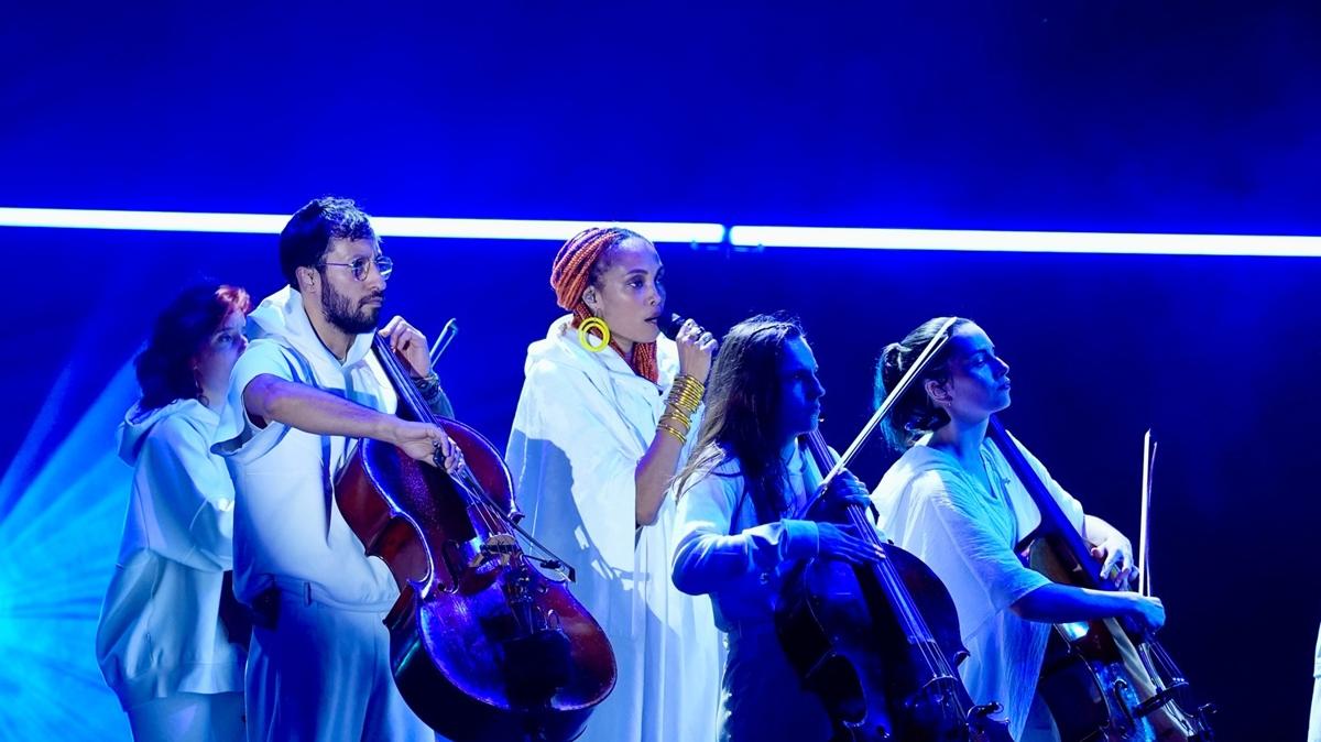 stanbul'da konser veren Imany Filistin'e destek arsnda bulundu