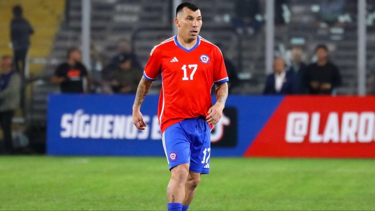 Gary Medel yuvaya dnyor