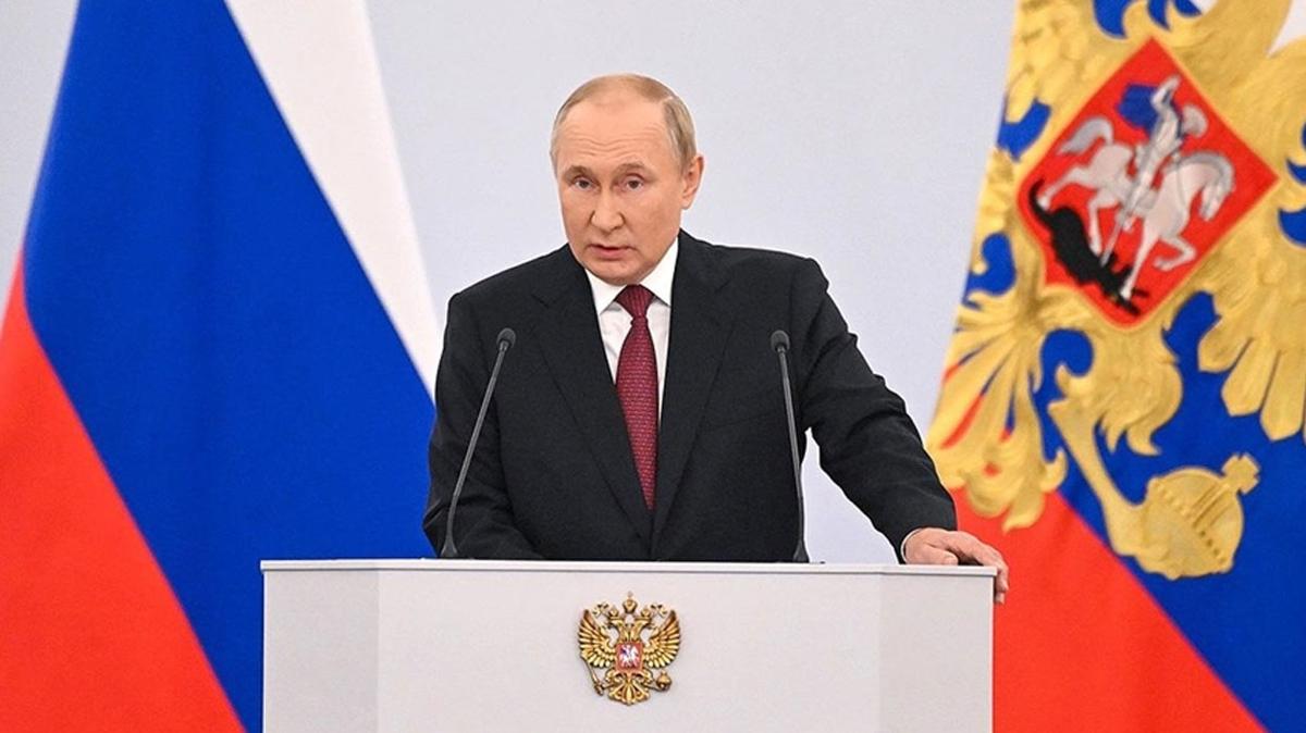 Putin, Rus petrolne tavan fiyat uygulayanlara petrol satna ynelik yasa uzatt