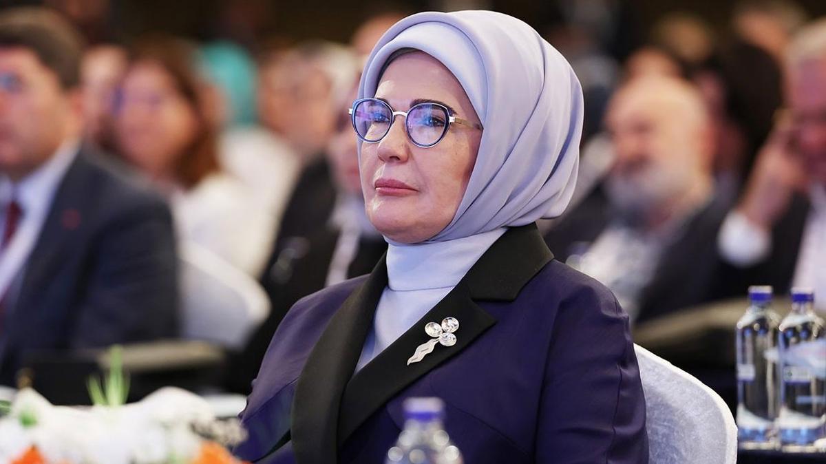 Emine Erdoan, Kurban Bayram mnasebetiyle tebrik mesaj yaymlad