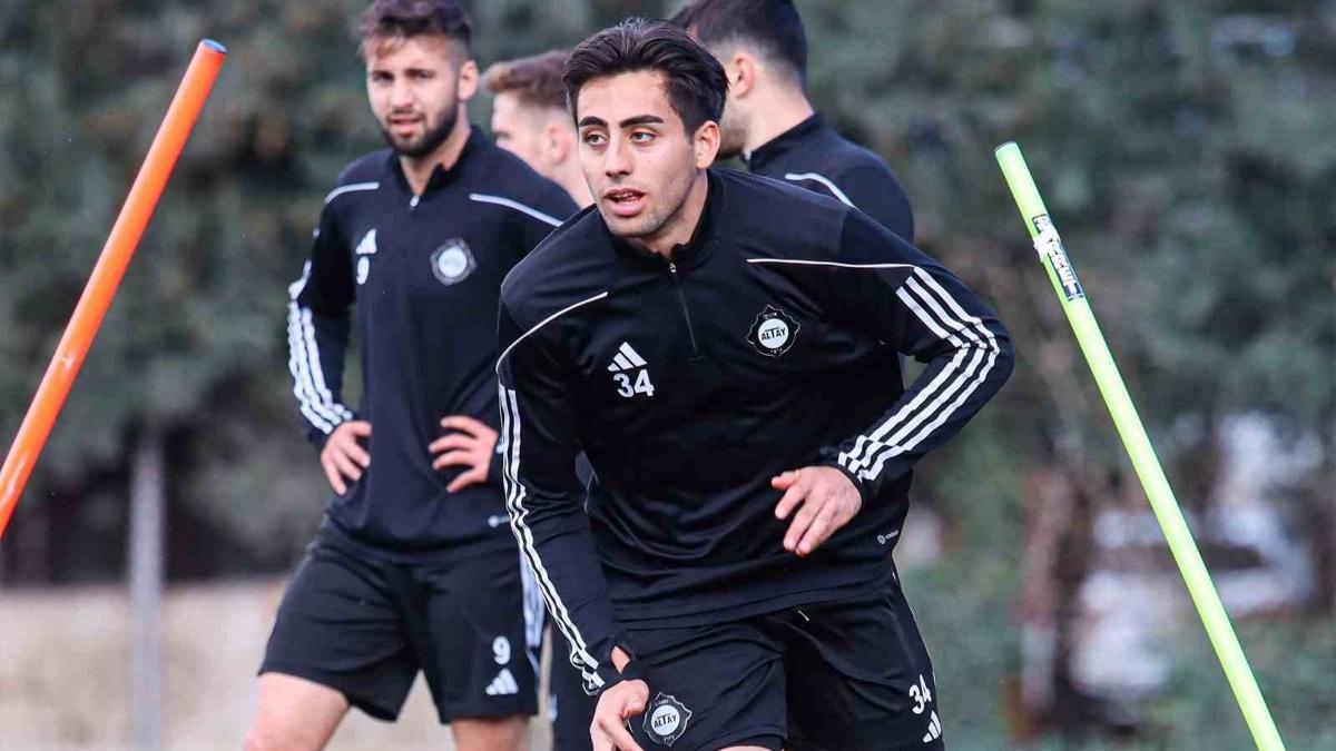 Altay, Enes rce'nin bonservisini belirledi