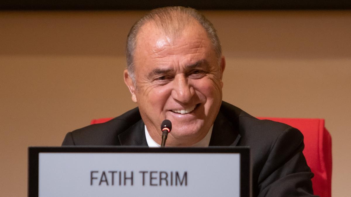 Fatih+Terim%E2%80%99den+A+Milli+Tak%C4%B1m%E2%80%99a+destek%21;+%E2%80%99%E2%80%99B%C3%BCt%C3%BCn+kalbimle+onlar%C4%B1n+yan%C4%B1nday%C4%B1m%E2%80%99%E2%80%99