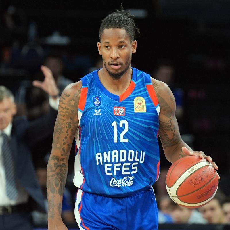 Anadolu Efes'te Will Clyburn ayrl akland