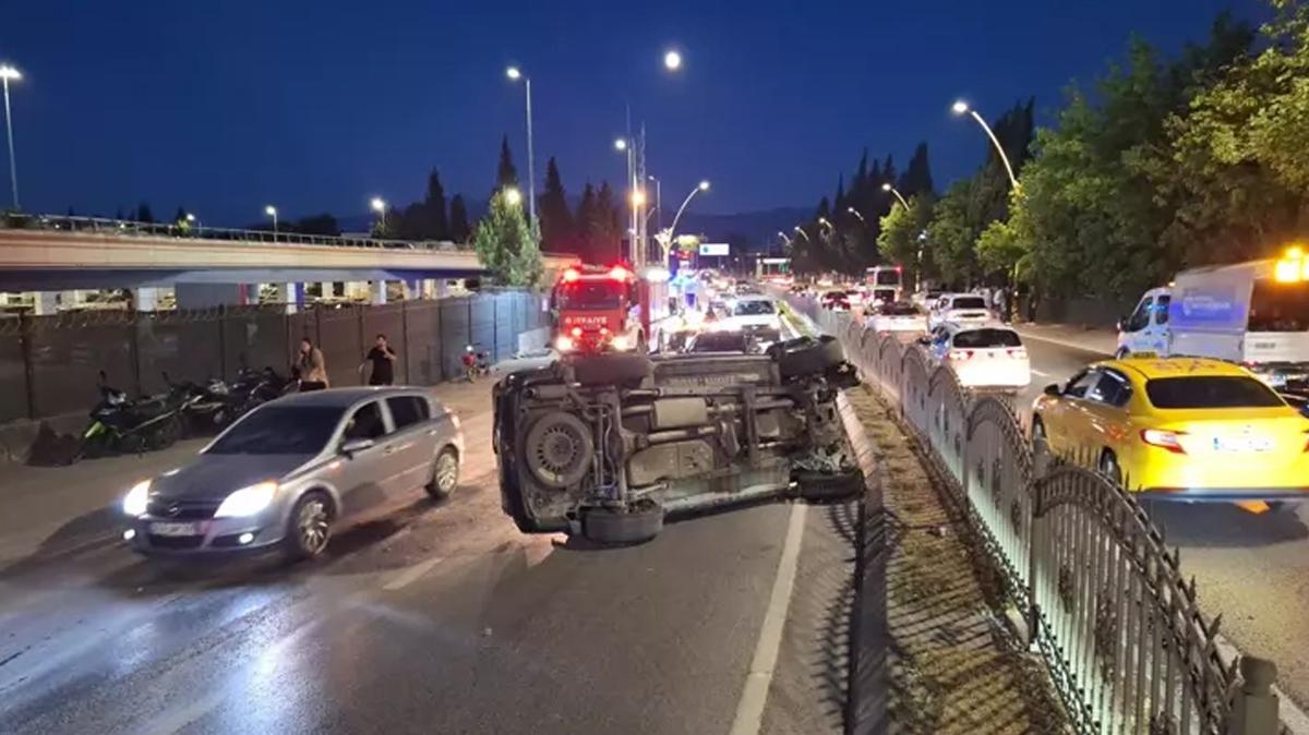 Feci kaza: Kocaeli'de kontrolden kan ara kaldrmdaki yayalara arpt
