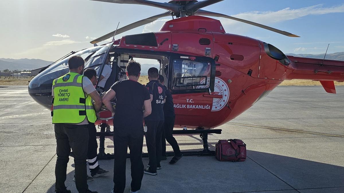 Ambulans helikopter 76 yandaki hasta iin havaland