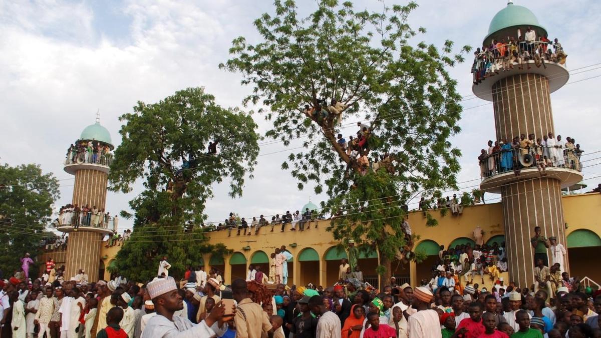 Nijerya'da tr facias: Namaz klanlarn arasna dald