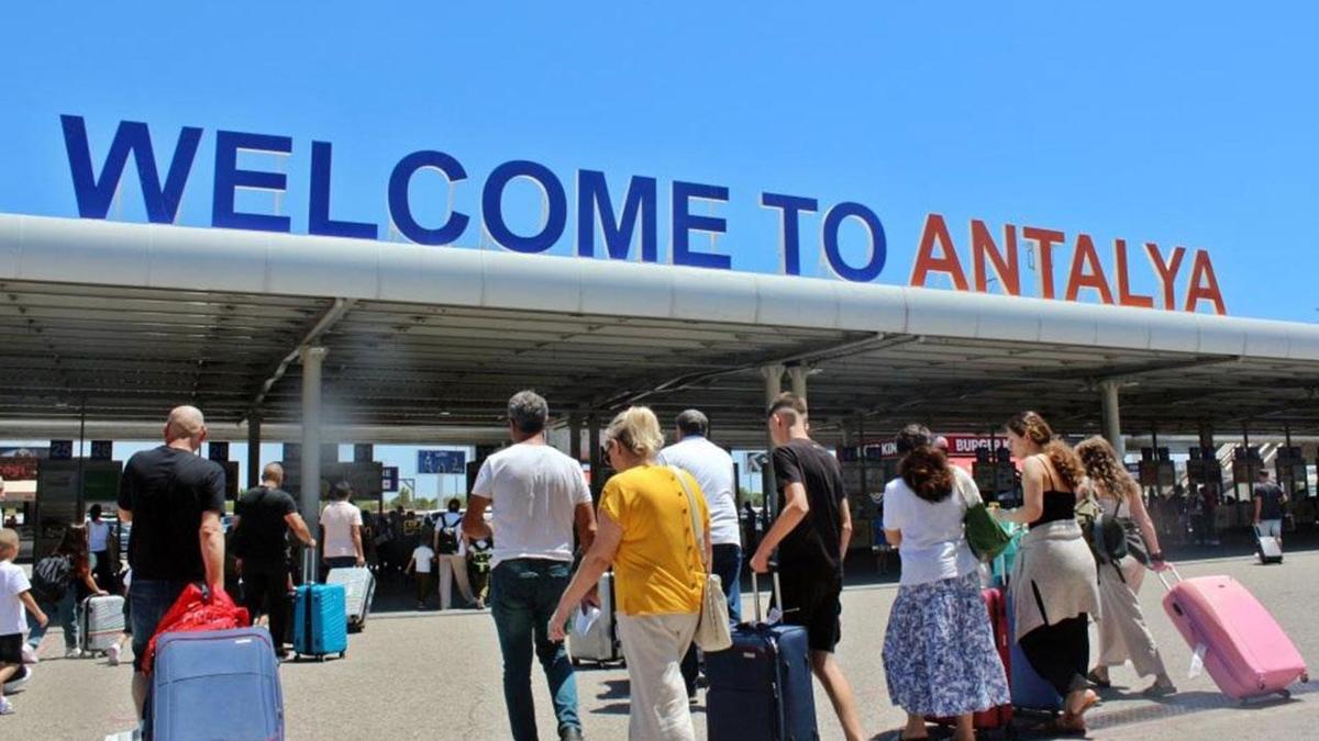 Antalya Havaliman rekor tazeledi