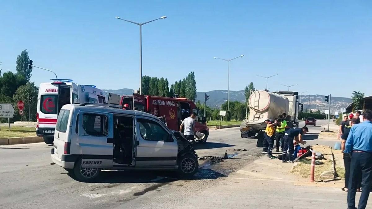 Ktahya'da feci kaza! 2 kii yaamn yitirdi