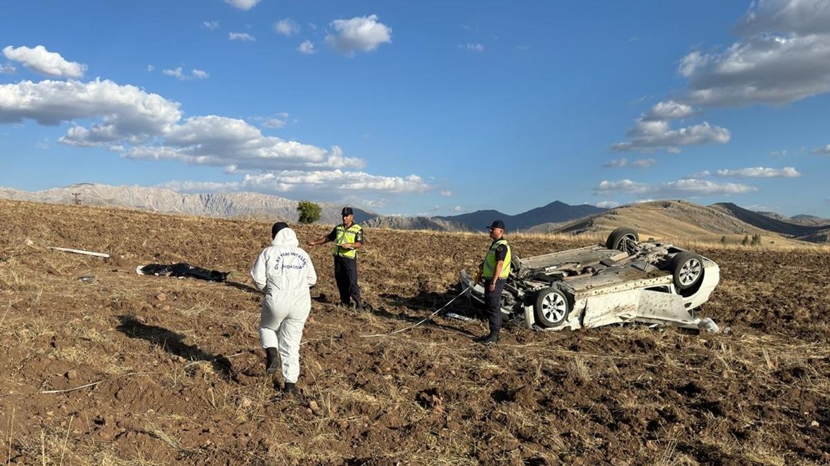 Kahramanmara'ta otomobil tarlaya utu! 1 kii hayatn kaybetti