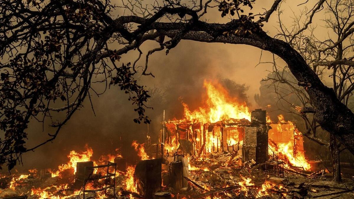 26 binden fazla kii tahliye edildi: ABD'de orman yangn sndrlemiyor!