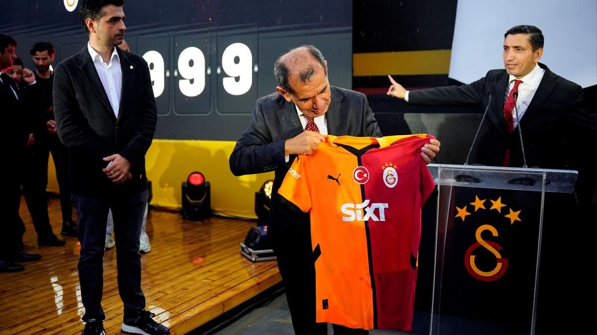 Galatasaray'da yeni sezon formalarna lansman gerekletirildi