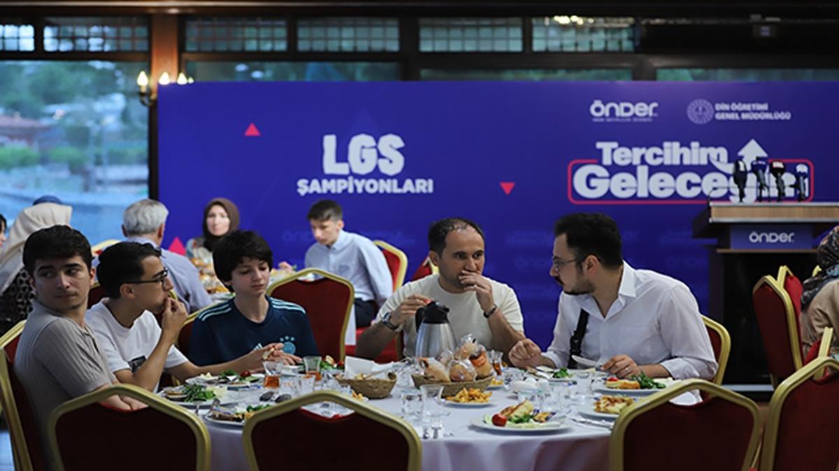 LGS ampiyonlar stanbul'da bulutu