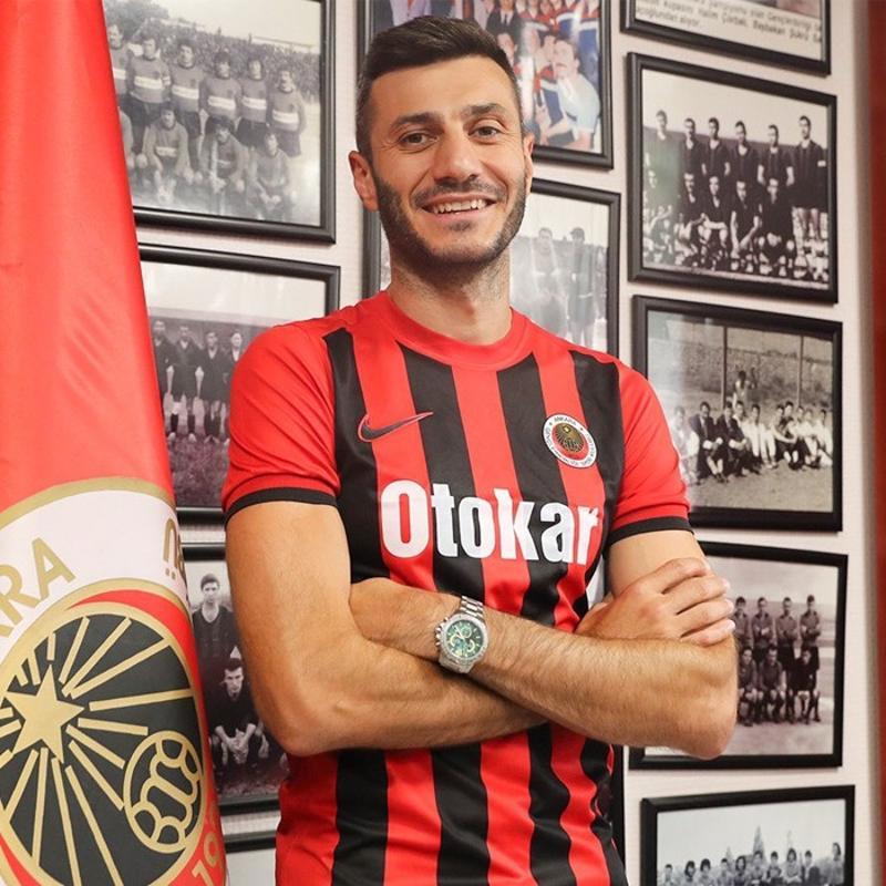 Genlerbirlii Sinan Osmanolu transferini duyurdu