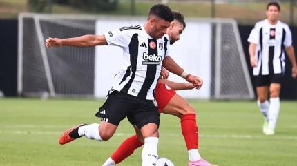 Be�ikta�'tan sessiz prova