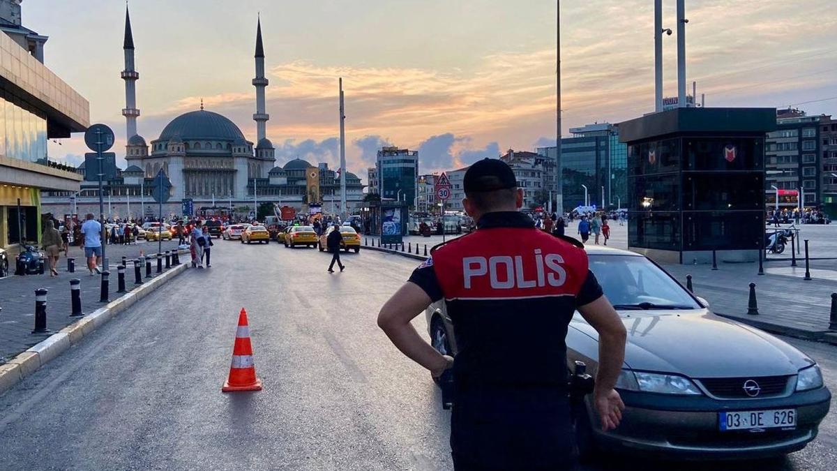 stanbul'da 'huzur' operasyonu... 373 gzalt