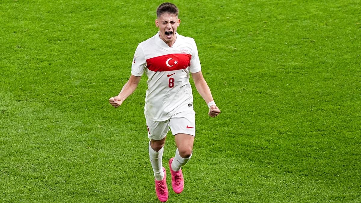 Milli futbolcu Arda Gler, bir kez daha tarihe geti!