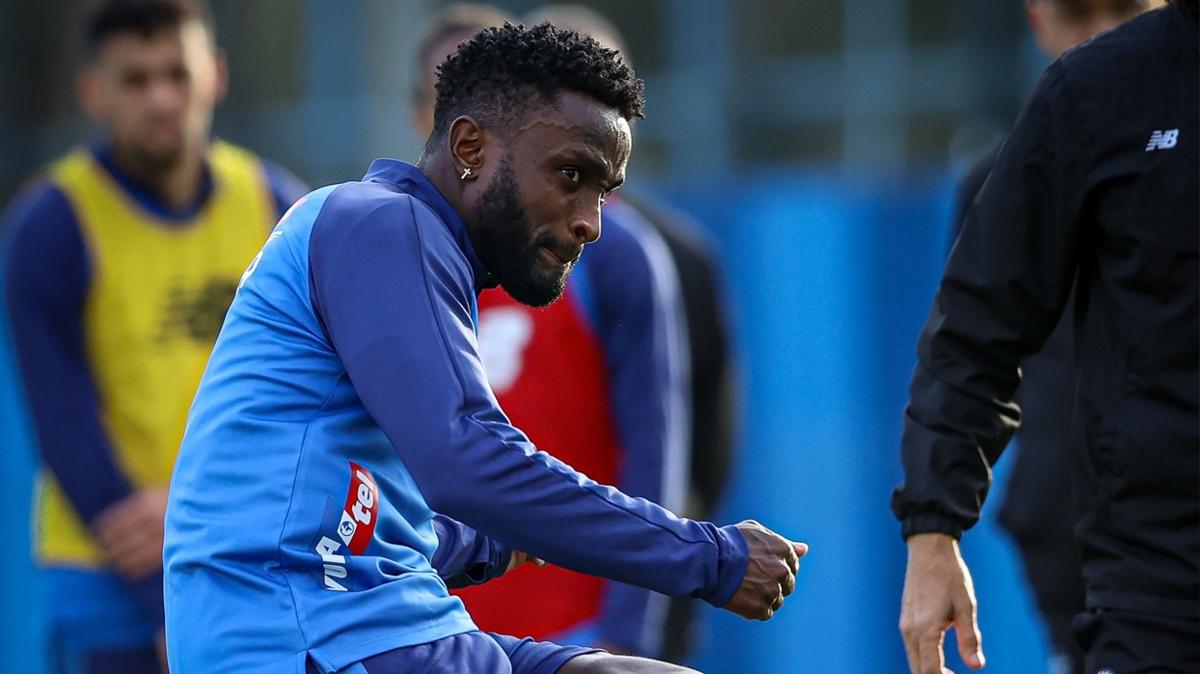 Adana Demirspor'da Stiven Mendoza ile yollar ayrld